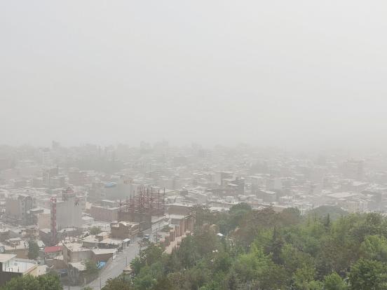 گردوغبار مدارس پیرانشهر را به تعطیلی کشاند