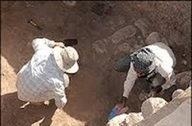 حفاران غیرمجاز آثار تاریخی در ملکشاه دستگیر شدند