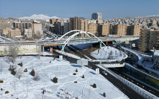 گزارش اختصاصی خبرنگار هاناخبر از شادی شهروندان ارومیه‌ای‌ در برف ارتفاعات سیلوانا منتشر شد.