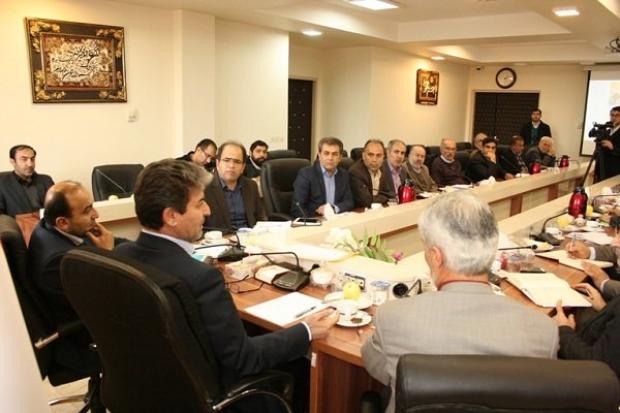  استاندار آذربایجان غربی: نباید در برنامه ریزی ها، تسلیم فشارهای سیاسی و جناحی شویم