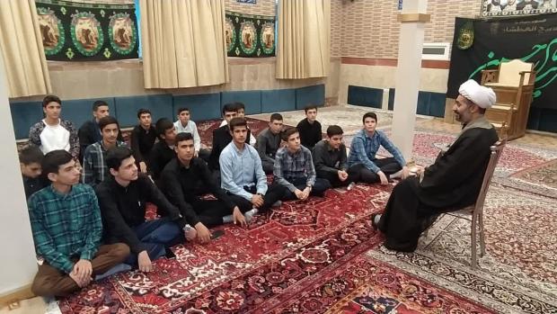 کتاب «کردها در خاورمیانه ناآرام» منتشر شد