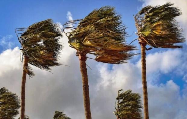 تداوم وزش باد نسبتا شدید در آذربایجان غربی