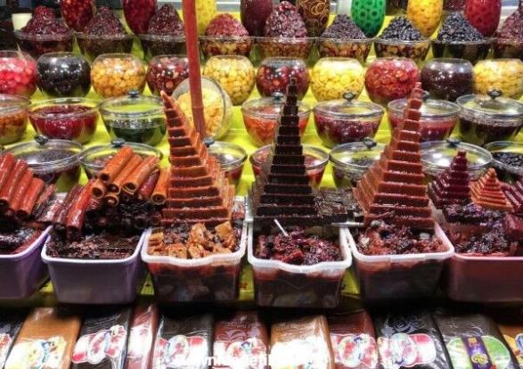 ۱.۵ تُن لواشک غیربهداشتی و تقلبی در بوکان کشف و ضبط شد