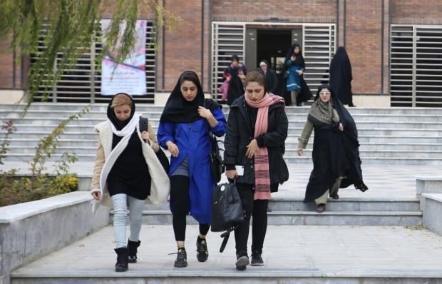 سرمایه گذاران از فوتبال کردستان حمایت کنند