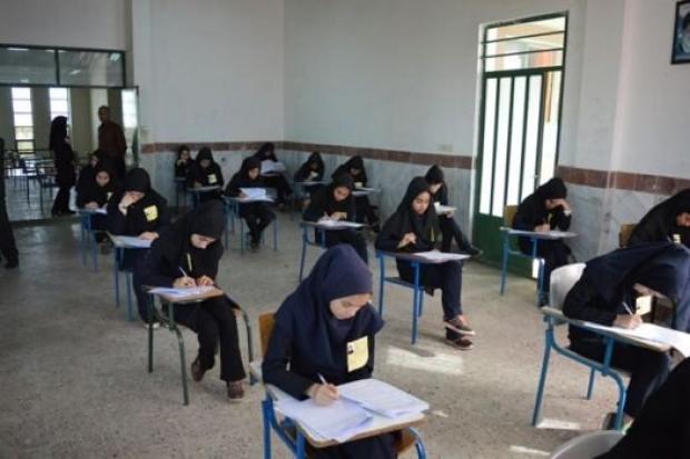 معاون آموزش متوسطه وزارت آموزش‌وپرورش گفت که آمار تخلفات امتحانات نهایی هفته آینده اعلام می‌شود. 