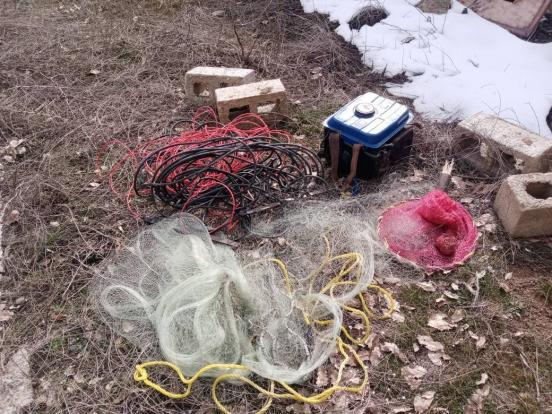  کشف و ضبط ادوات صیادی غیر مجاز از متخلفان در شهرستان سردشت