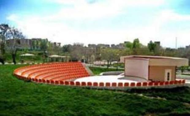 بزرگترین آمفی تئاتر روباز شمال غرب کشور در تبریز به بهره برداری رسید