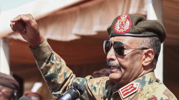  تعویق در امضای توافق سیاسی سودان و تاکید البرهان به پایبندی نسبت به روند سیاسی
