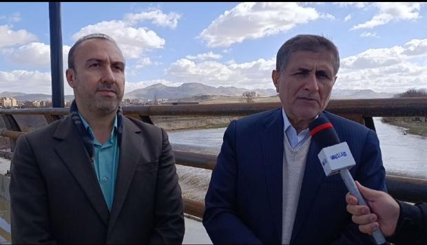 کمبود فضای آموزشی در بوکان، سال‌هاست به یکی از دغدغه‌های جدی خانواده‌ها و فرهنگیان تبدیل شده؛ دغدغه‌ای که این روزها با پیگیری مدیریت استان و مطالبه‌گری افکار عمومی، وارد مرحله‌ای تازه شده است.